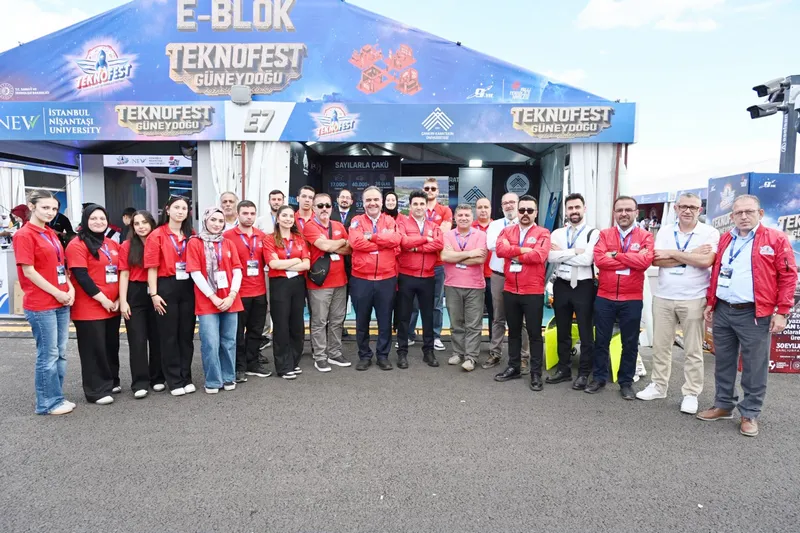 ÇAKÜ, TEKNOFEST’te Çifte Kupa ile Zirveye Damga Vurdu Çankırı Karatekin Üniversitesi, TEKNOFEST Güneydoğu’da teknoloji alanındaki iddiasını bir kez