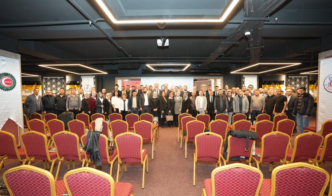 ÖZSAM Tarafından “Farkındalık Eğitimi” Verildi HAK-İŞ’e bağlı Öz Sağlık-İş Sendikası Stratejik Araştırmalar Merkezi (ÖZSAM) tarafından