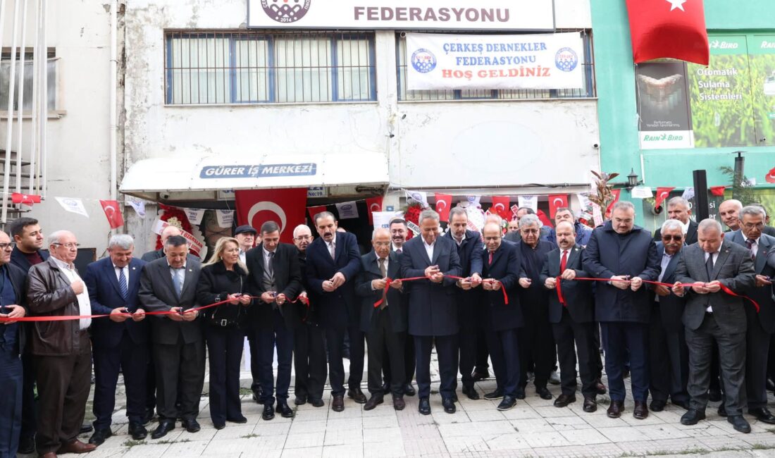 “Artık Çerkeş’in Ankara’da Bir Evi Var” Çerkeş Dernekler Federasyonu Genel Merkezi görkemli bir törenle Ankara’da açıldı.