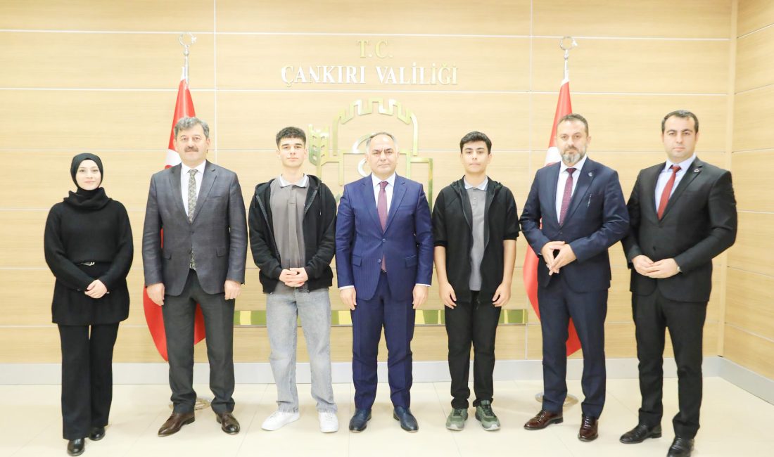 Çankırı Millî Eğitim Müdürlüğü bünyesinde düzenlenen “Gönül Coğrafyamızla, Şiir Tadında”