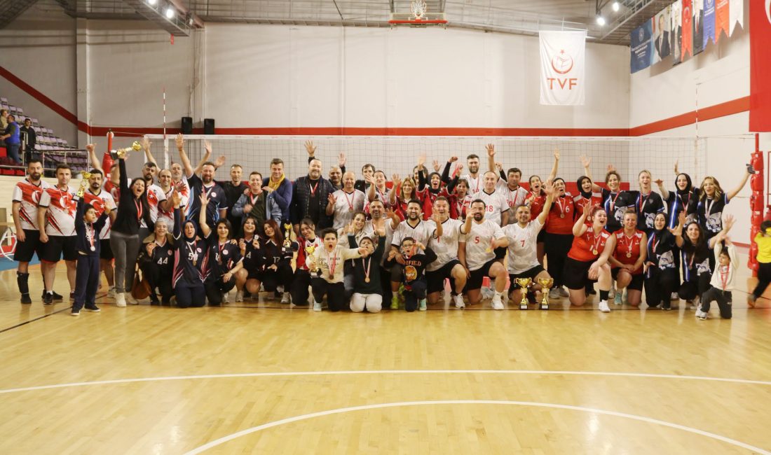 Çankırı’da 4. Kamu Spor Oyunları Tamamlandı!.. Sadık Ak’tan Dikkat Çeken Mesaj: “410 Sporcu, Tek Ruh, Tek