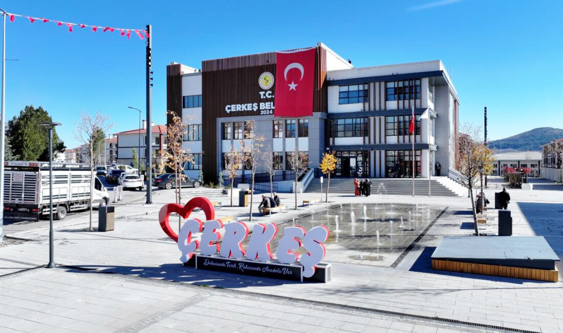 Çerkeş ilçesinde dolmuş seferleri bugün itibariyle başlıyor. Şehir içi ulaşımı