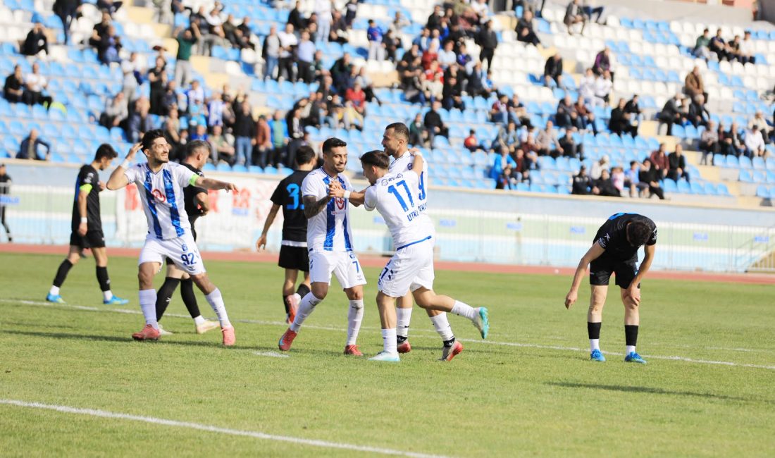 Çankırı FK, Hacılar Deplasmanına Liderlik İçin Çıkıyor Bölgesel Amatör Lig’de şampiyonluk hedefiyle yoluna devam eden Çankırı Futbol