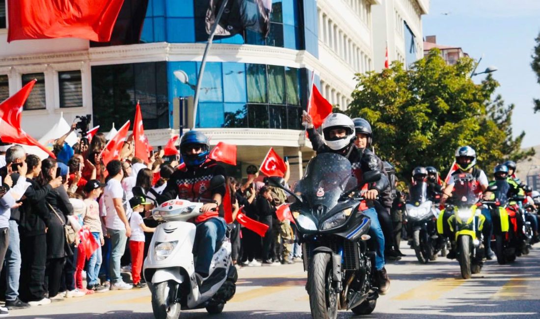 Çankırı’da Cumhuriyet Bayramı Kutlamalarında Motosiklet Korteji Düzenlenecek Çankırı Valiliğinin 29 Ekim Cumhuriyet Bayramı etkinlikleri kapsamında, Çankırı Motosiklet