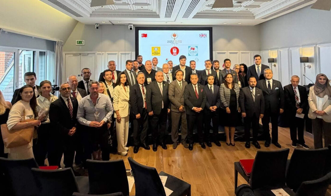 KGK, Londra’da dostluk rüzgarı estirdi Küresel Gazeteciler Konseyi (KGK) tarafından birincisi geçen yıl New York’ta